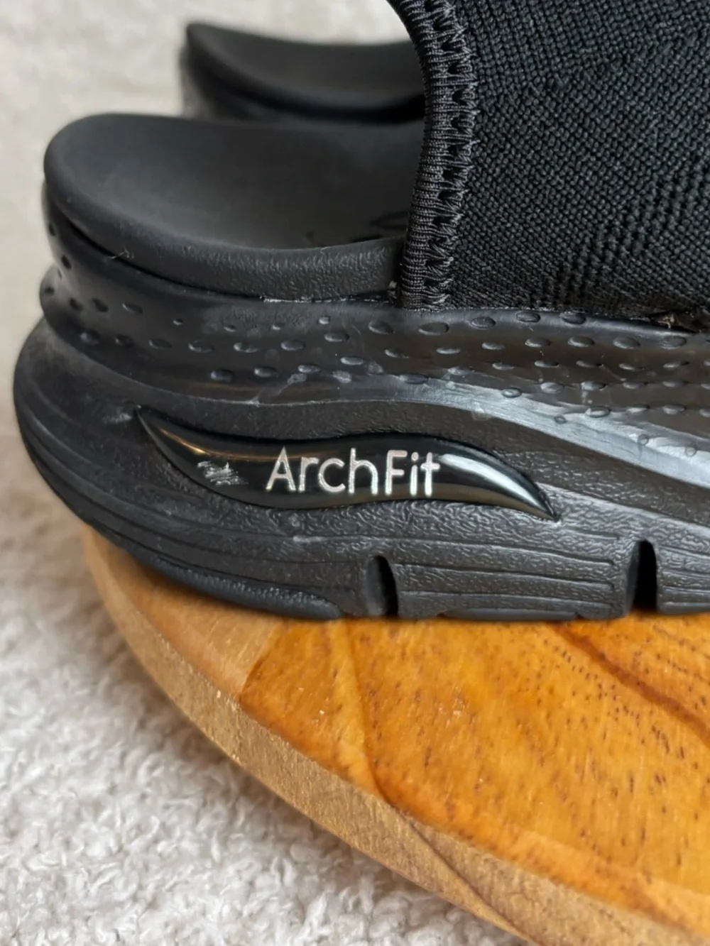 Skechers Sandals Womens 10 Black Arch Fit City Catch Open Toe